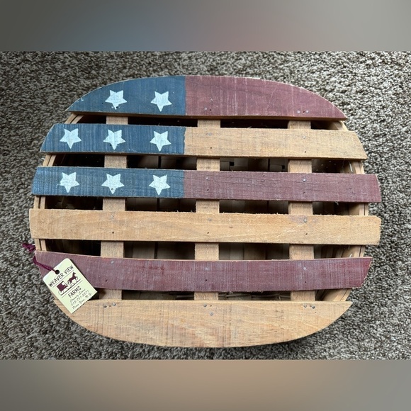 America Basket with Bail Handles - Picture 1 of 5